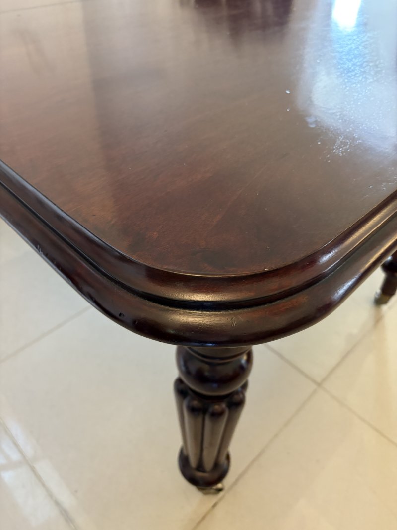 Superb Quality 8 Seater Antique Victorian Figured Mahogany Extending Dining Table - Image 11